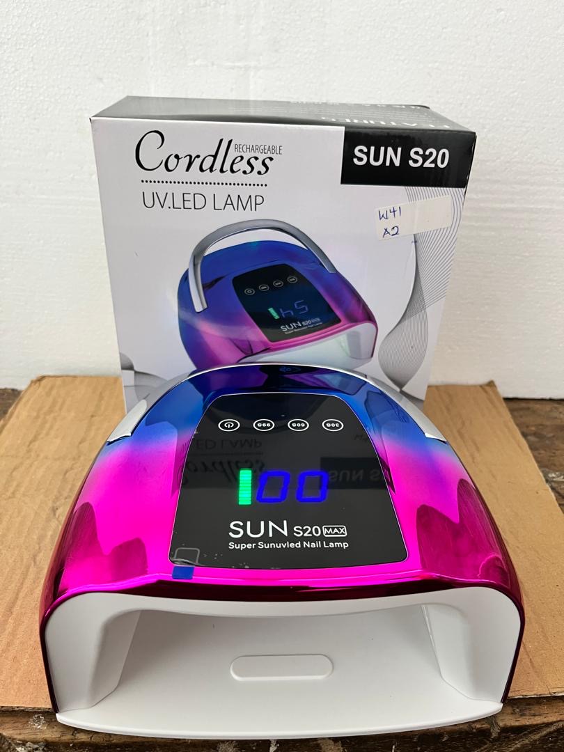 Rechargeable uv lamp