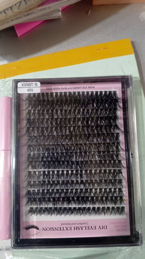 Cluster lash with glue/tweezer