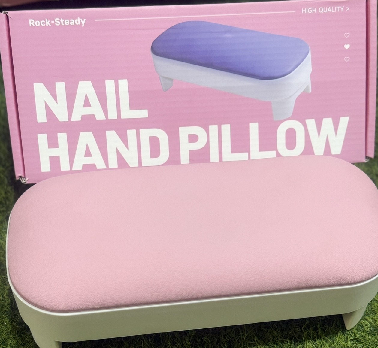 Nails armrest