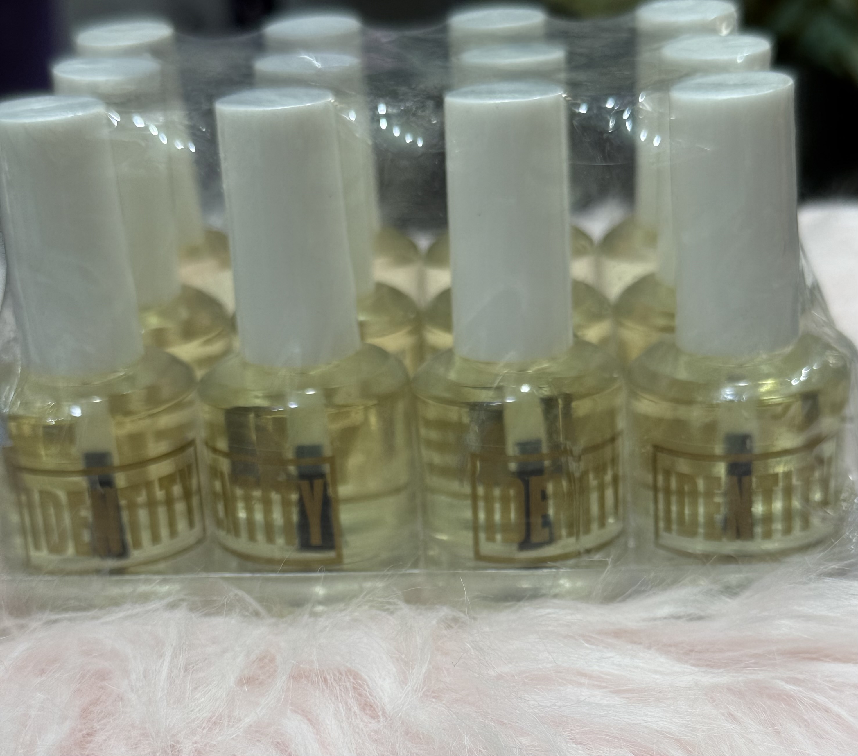 Identity plain nails polish