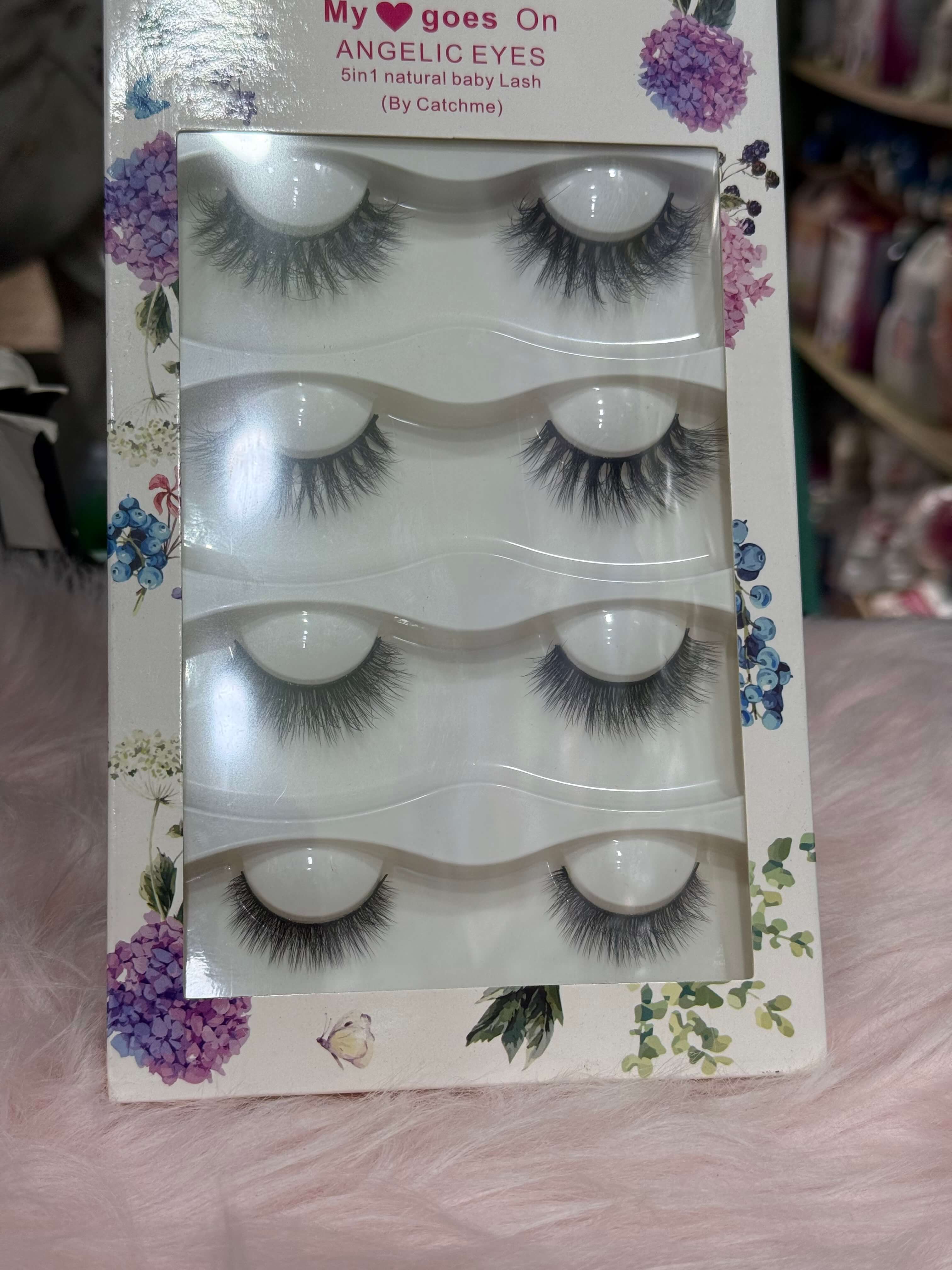Eye  lash
