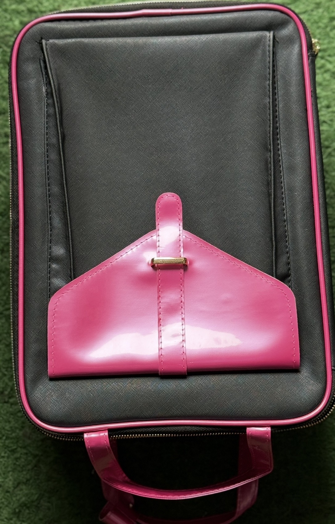 Makeup bag