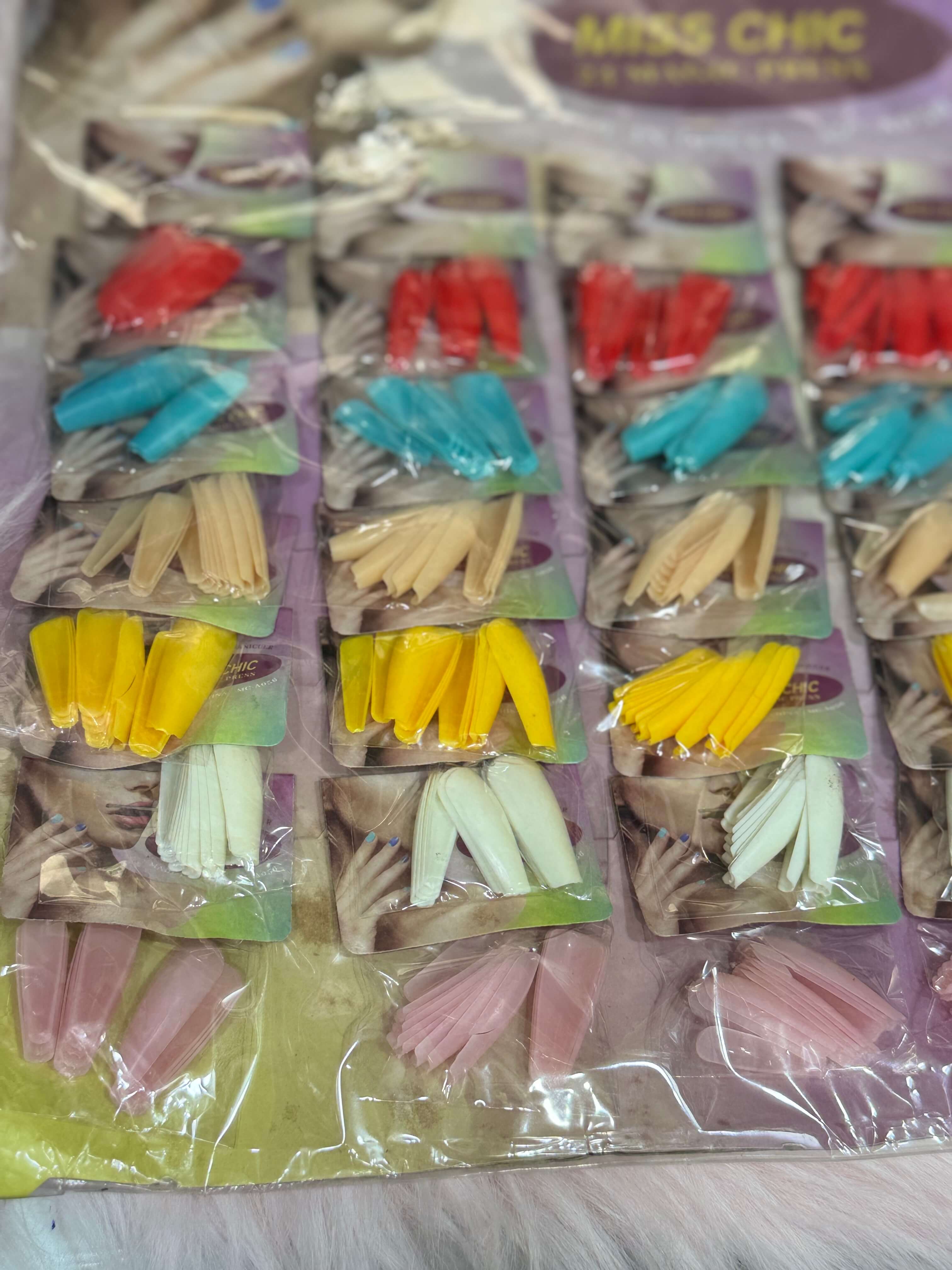Colored full tips nail