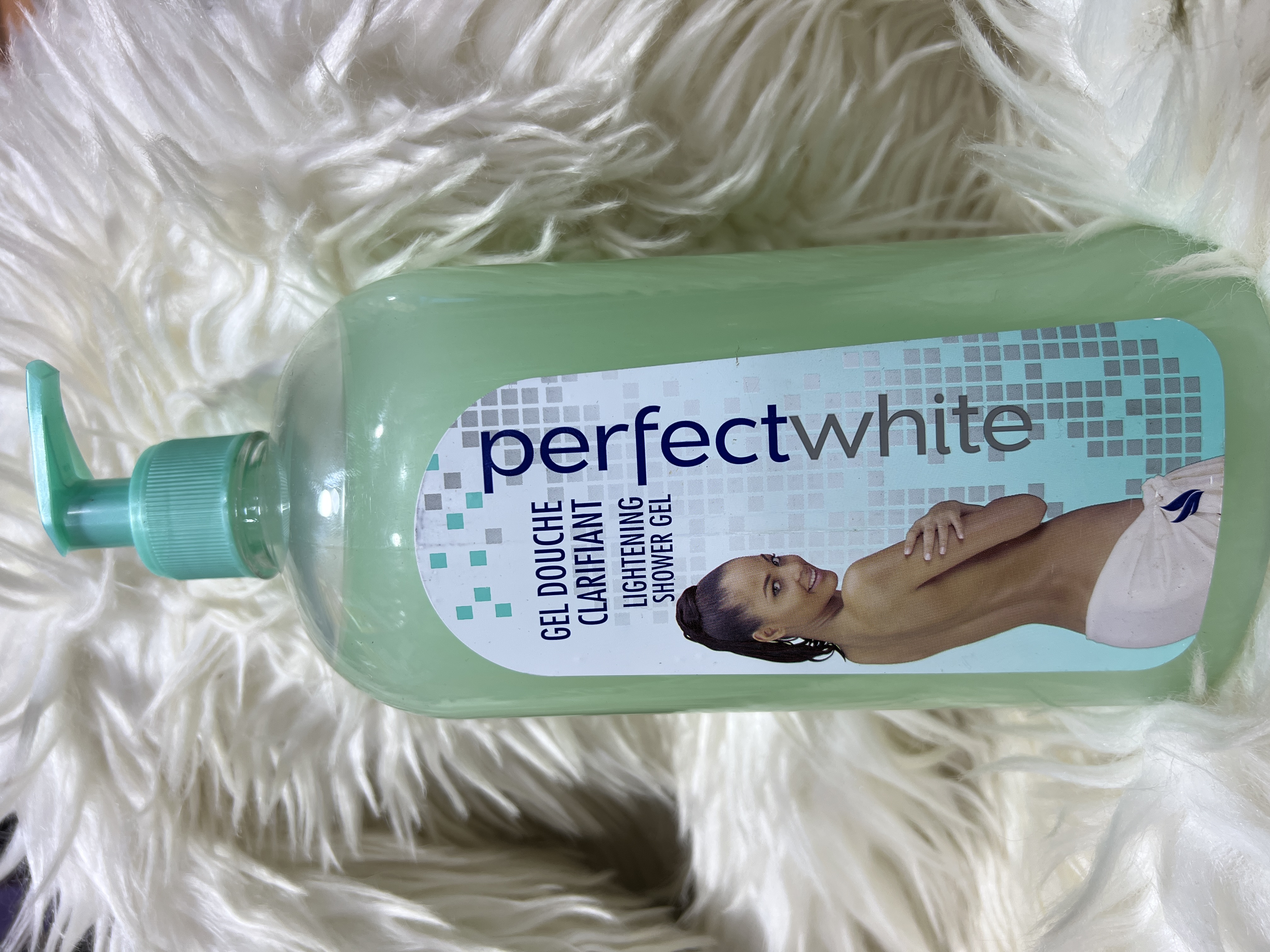 Perfect White body wash